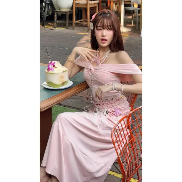 Whysocute ชุดเซ็ทสีชมพูน่ารัก จะใส่ไปคาเฟ่หรือไปทะเลก็สวยค่ะ