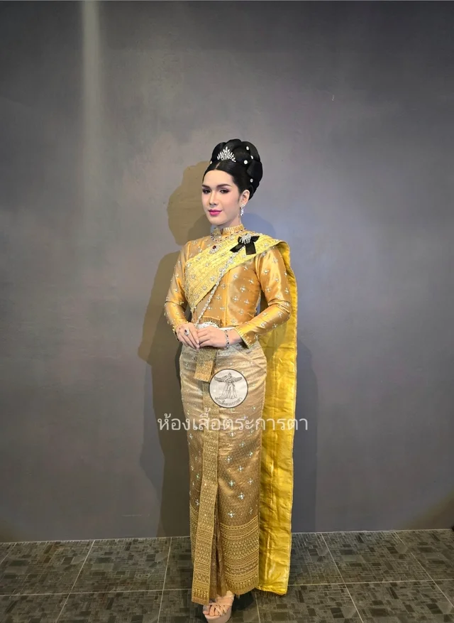 ชุดไทยศิวาลัย 1