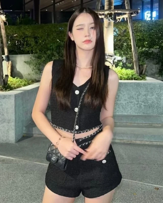 MISSHERCO เซ็ตสาวแซ่บเรียบหรูคุมโทนดำ thumbnail 3