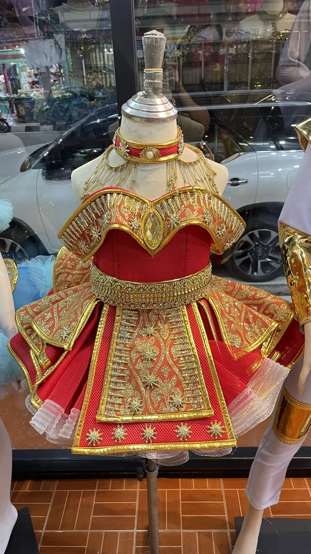 ดรัมเมเยอร์ สีแดง