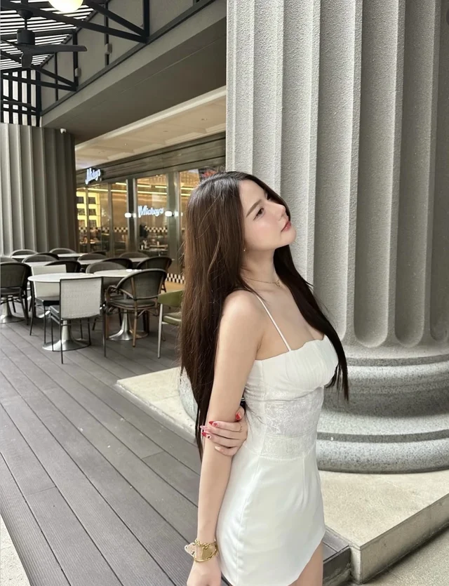 Mermaid White thumbnail 4