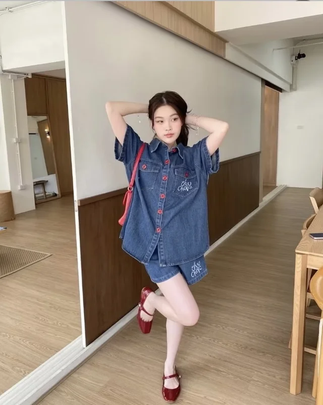 Redvelvet denim set เซ็ตยีนส์สีเข้ม (alternate)