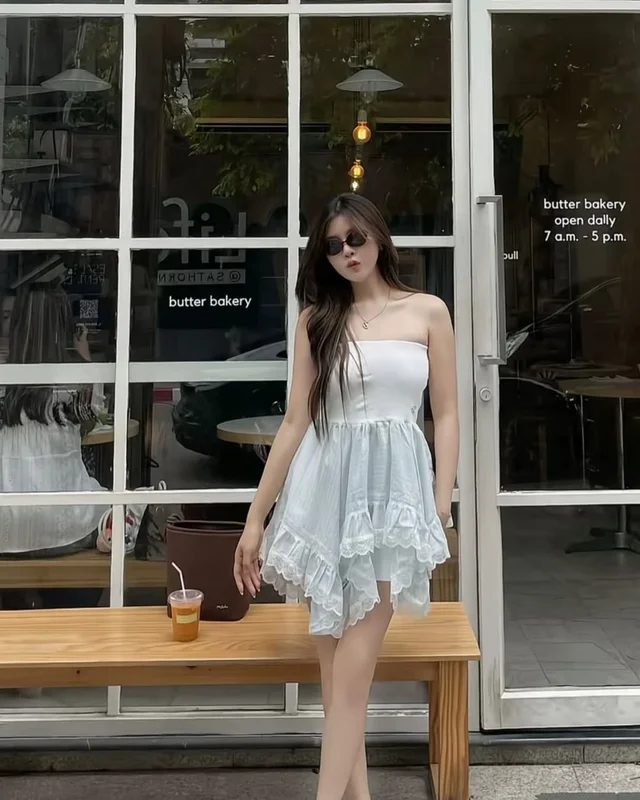 EVERYMAY เดรสเกาะอกสีเขียวมิ้นท์ หวานละมุน น่ารัก Mini Dress (alternate)
