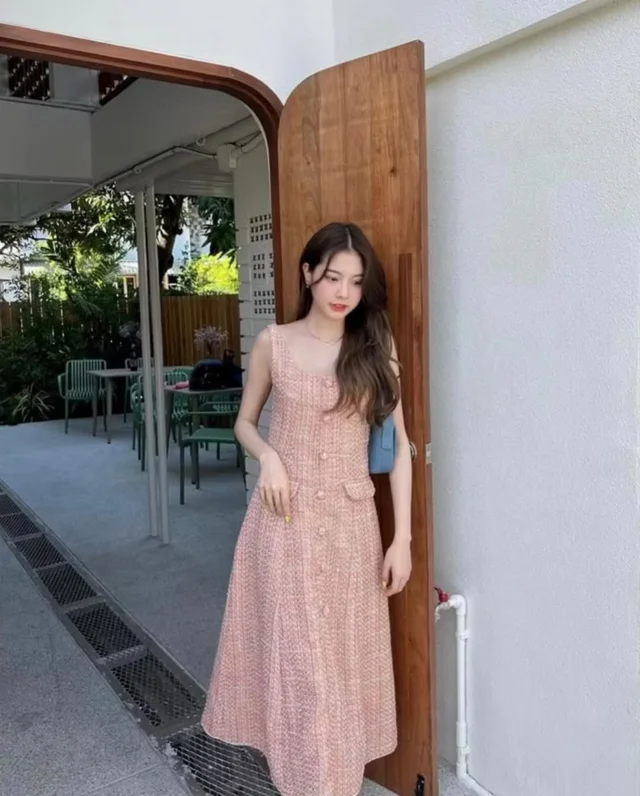 LOOKBOOK เดรสยาวสายหวาน ลุคคุณหนูละมุน thumbnail 4