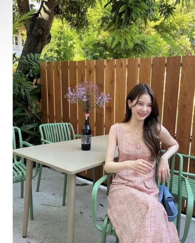 LOOKBOOK เดรสยาวสายหวาน ลุคคุณหนูละมุน thumbnail 3