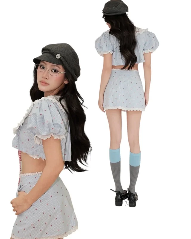 LACE เซ็ตครอปท็อปกระโปรงฟ้าลายดอก น่ารักสายเกาหลี thumbnail 4