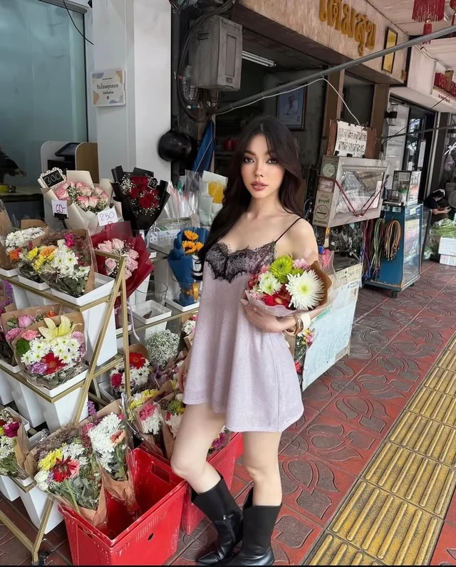 HALF DAY OFF เดรสสายเดี่ยวลูกไม้แซ่บ เซ็กซี่ขี้เล่น thumbnail 4