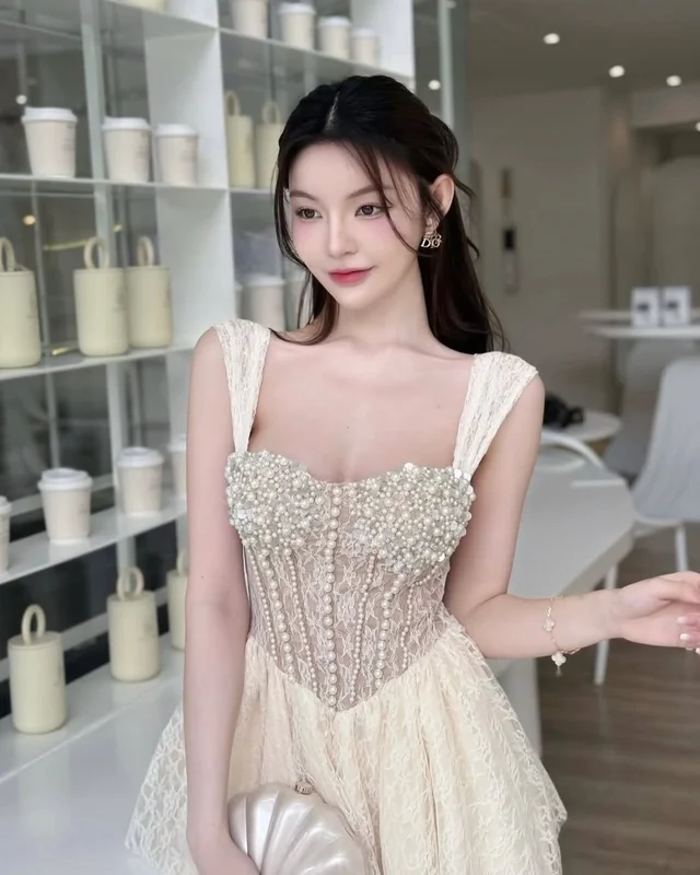 MISSHERCO เดรสสายเดี่ยวลูกปัดหรู วิ้งคุณหนู thumbnail 4