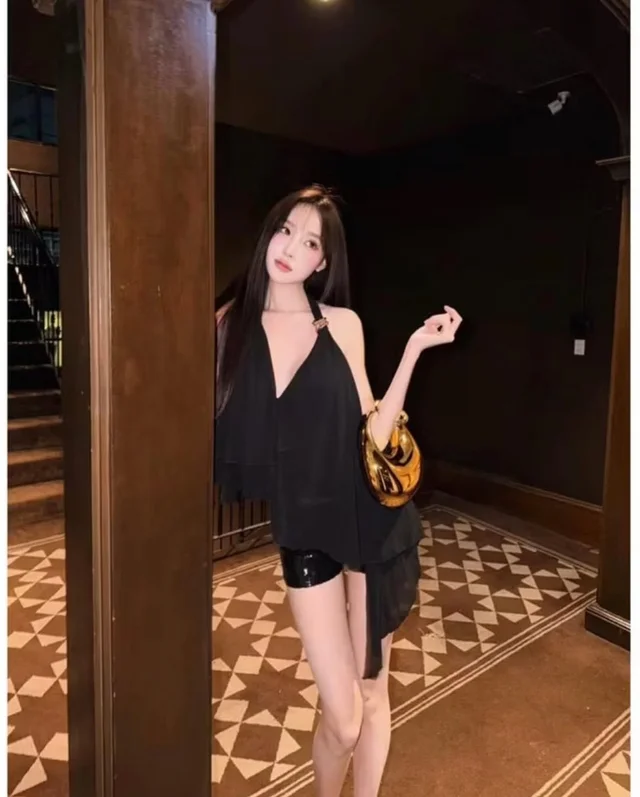 LOWWLA ชุดเซ็ตสายคล้องคอสีดำแซ่บหรู thumbnail 4