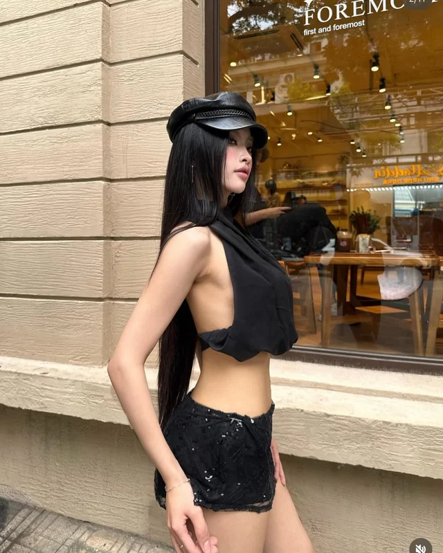 MAIKAA ชุดเซ็ตสายคล้องคอสีดำแซ่บหรู thumbnail 3