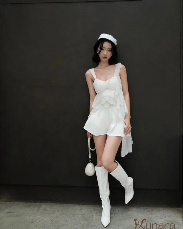 LUNARA  เซ็ตสายเดี่ยวเลเยอร์ผ้าชีฟองหวานหรู Mini Set thumbnail 2
