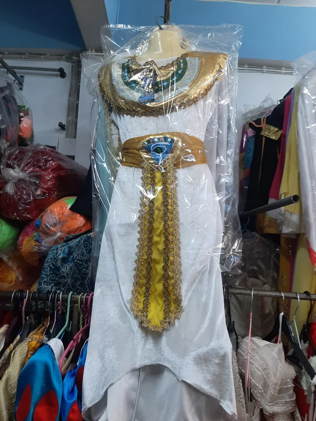 คอสเพลย์ฟาโร สีขาว