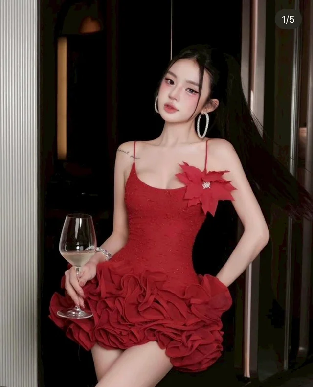 jessika – เดรสสั้นสีแดง (alternate)