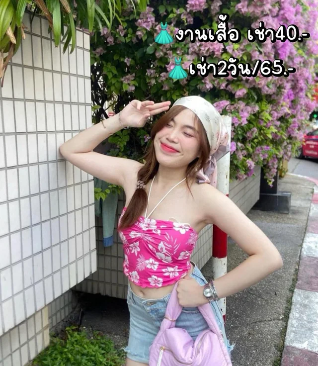 เสื้อสายเดี่ยวลายดอกชมพูสดใส สายคาเฟ่ซัมเมอร์ thumbnail 1