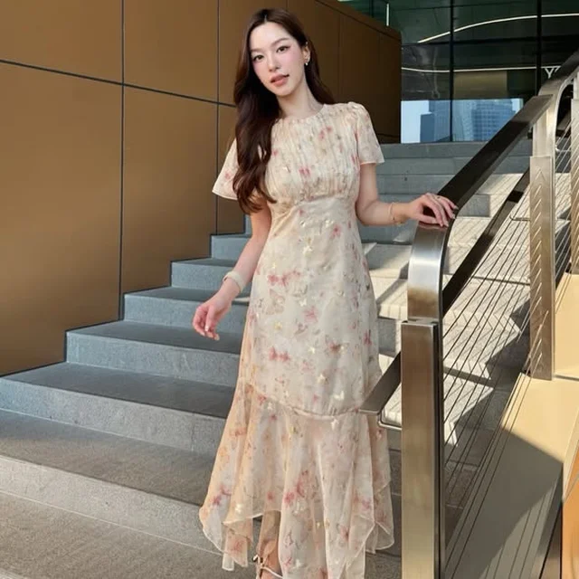 Firrr Amy Floral Print Midi Dress  thumbnail 2
