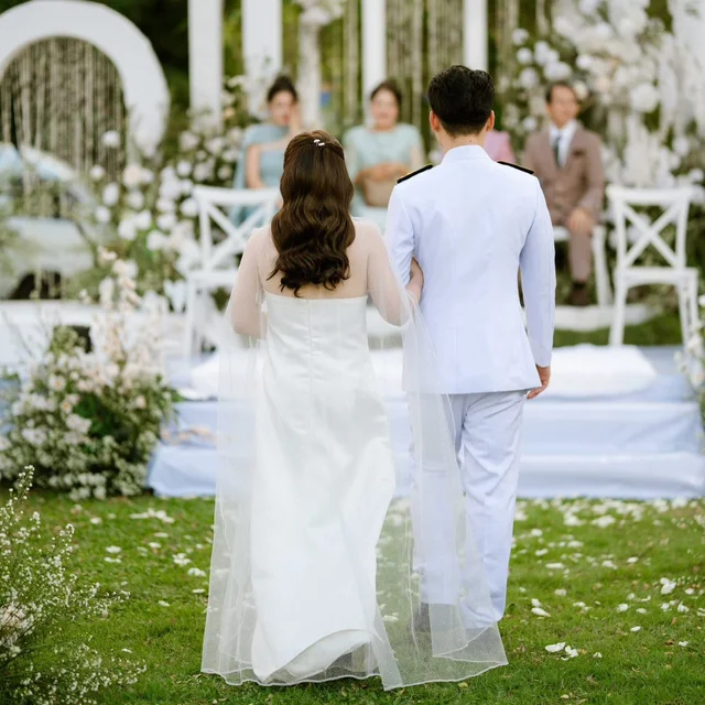 ชุดราตรี Karbiri Grace Long Dress (alternate)
