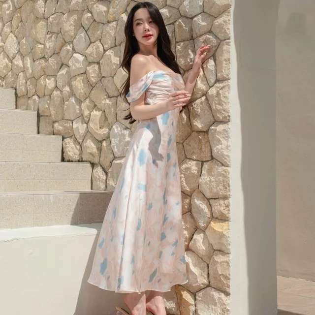 Pirunya Official Floral Midi Dress  thumbnail 3