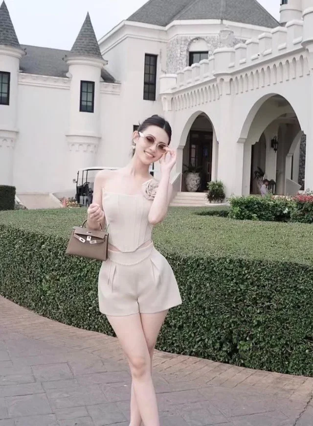 เซ็ตเกาะอกครีมหรูหวาน Two-Piece Set thumbnail 2