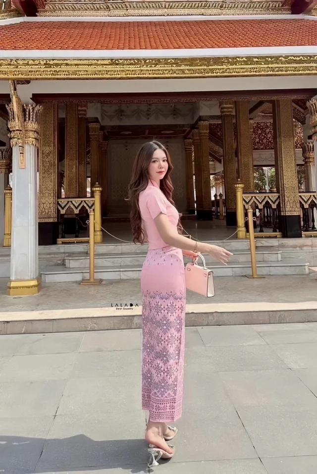 Cherbish – ชุดไทยประยุกต์ชมพูหวาน สุภาพละมุน เรียบหรูดูแพง thumbnail 4
