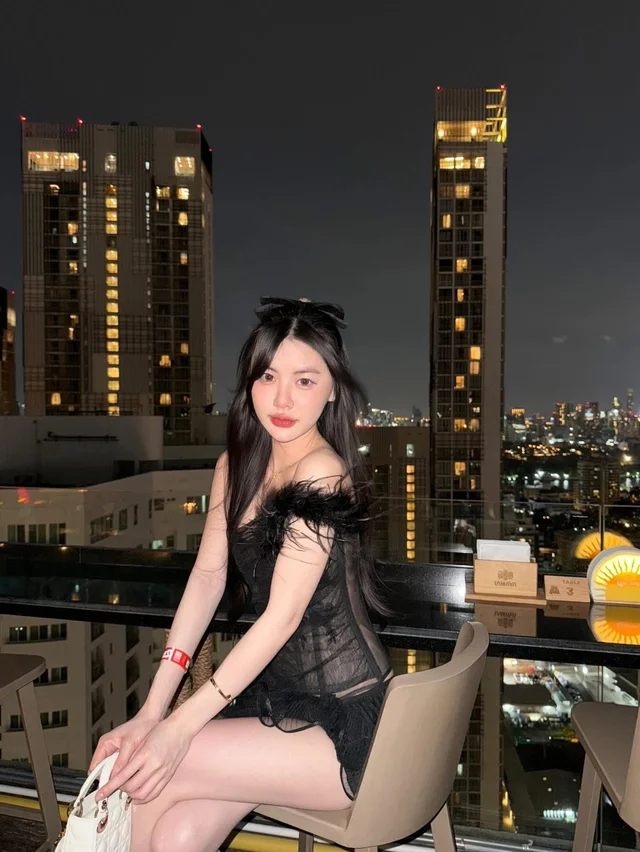 BARC.gm – เซ็ตทูพีซสีดำแซ่บหรู เซ็กซี่สายแฟชั่น Two-Piece Set thumbnail 4