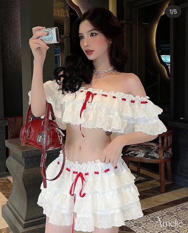 White Ruffle Two-Piece Set (No.216) thumbnail 2