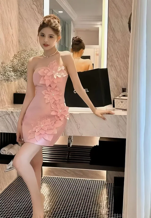 Pink Floral Halter Mini Dress (No.209) (alternate)