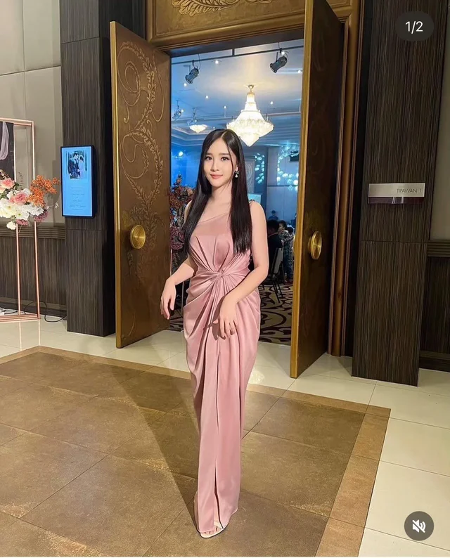 Blush Twist One-Shoulder Evening Dress (alternate)