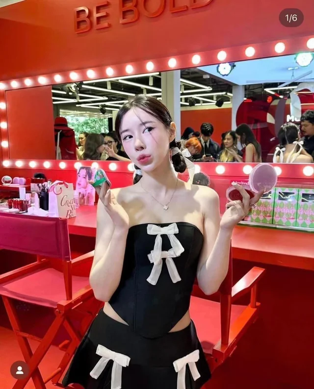 เดรสเกาะอกดำหวานซ่อนแซ่บ Mini Dress