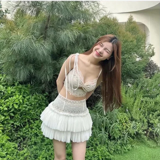 เดรสสายผูกลูกไม้ขาว หวานเซ็กซี่ thumbnail 2
