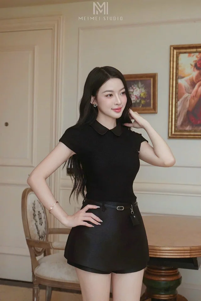 ชุดเดรสดำเรียบหรู สไตล์ผู้ดีโมเดิร์น thumbnail 2