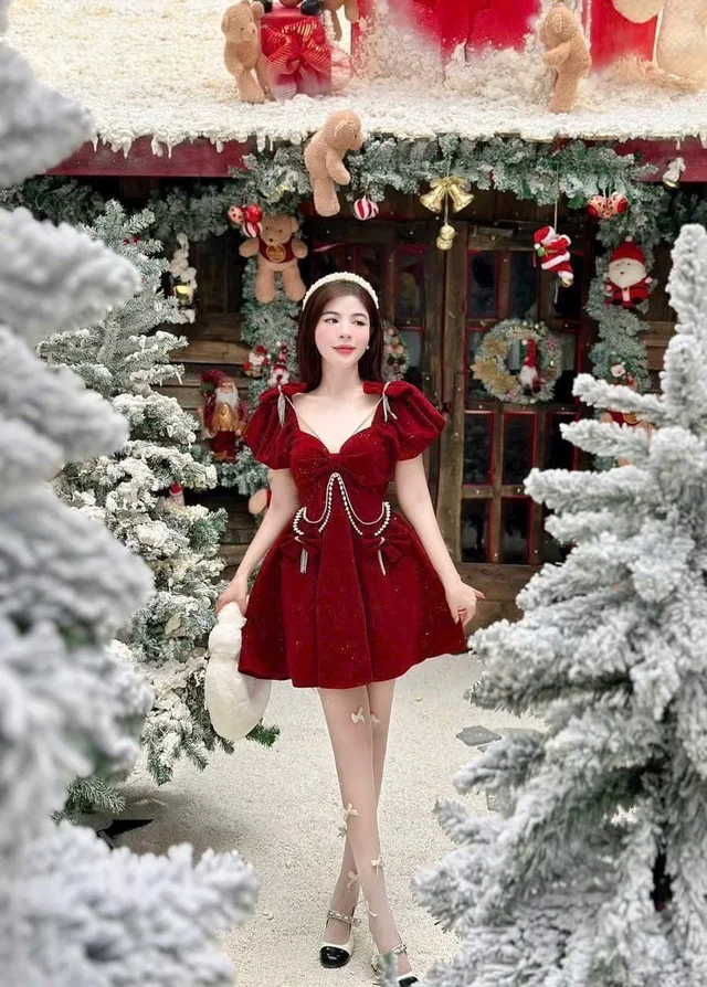 Ruby Velvet Princess Dress thumbnail 4