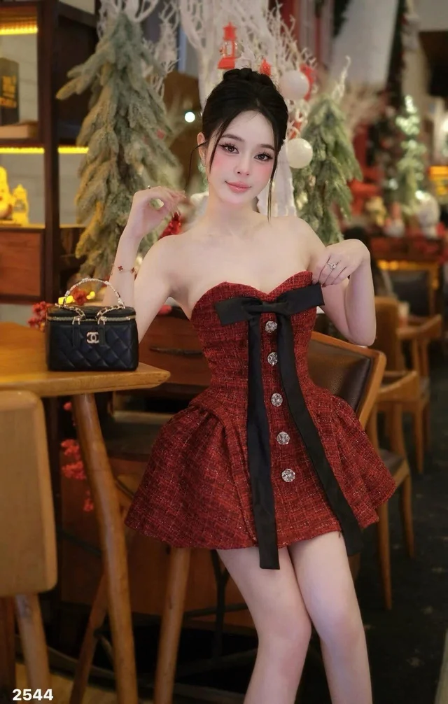 Red Bow Corset Dress thumbnail 4