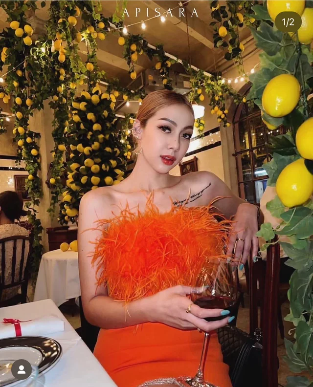 ANDARIN เดรสสั้นขนนกส้มแซ่บหรู Mini Dress thumbnail 2