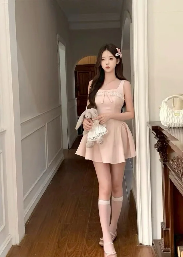 เดรสชมพูหวาน คุณหนูละมุน (alternate)
