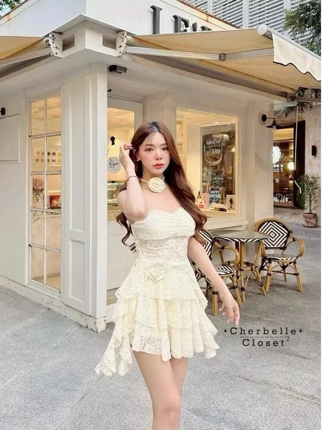 CHE CL – เดรสลูกไม้สีครีมหวานหรู Mini Dress thumbnail 2