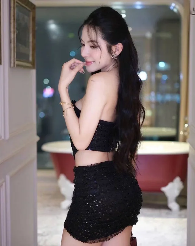 เดรสเกาะอกสีดำแซ่บหรู Mini Dress thumbnail 4