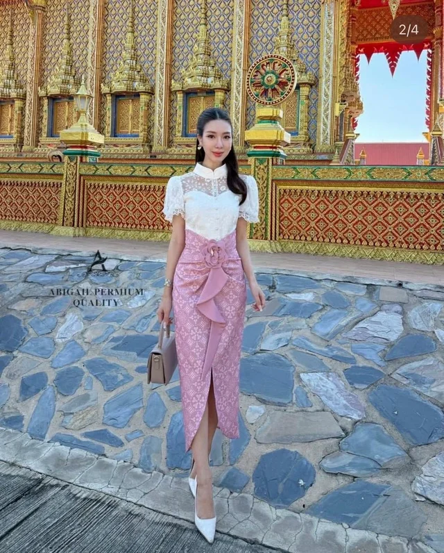 ชุดไทยประยุกต์หวานสุภาพโทนชมพู–ขาว สวยหรู Elegant Thai Dress