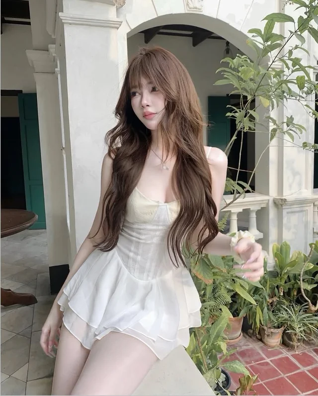 Giltmon เดรสสั้นสีขาว thumbnail 8