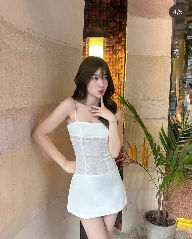เดรสสั้น Giltmon สีขาว thumbnail 4