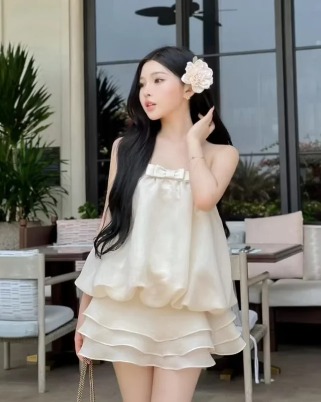 ชุดเซ็ตเสื้อเกาะอกและกระโปรงสั้น Bellin Closet  thumbnail 3