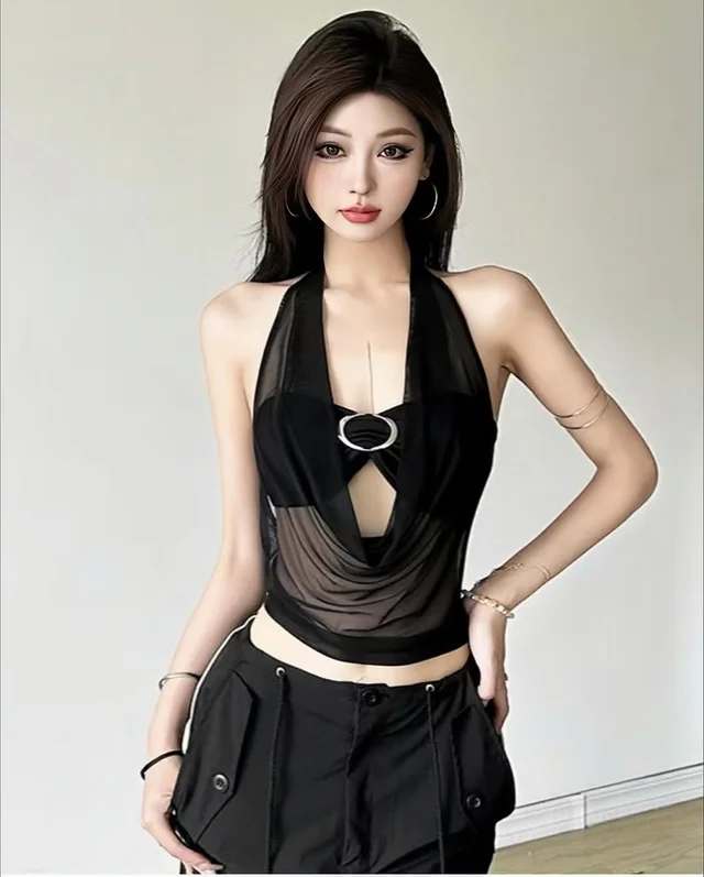 เสื้อครอป Bellin Closet Halter คอถ่วงผ้าซีทรู (alternate)