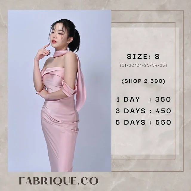 FABRIQUE CO เดรสเปิดไหล่สายเดี่ยวโทนชมพู Short Dress