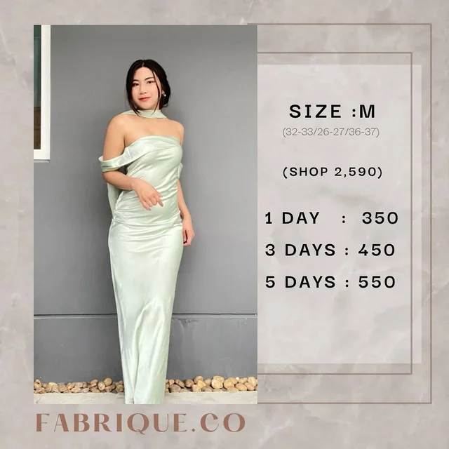 FABRIQUE CO เดรสยาวเปิดไหล่สีเขียวอ่อน