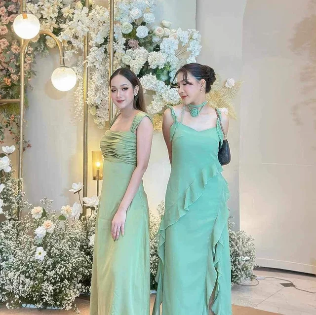 Firr Sarah Dress  เดรสราตรียาวสีเขียว thumbnail 4