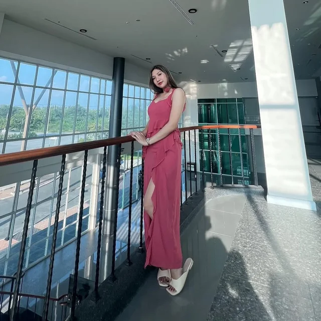 ชุดราตรี Firrr official Long Dress (alternate)