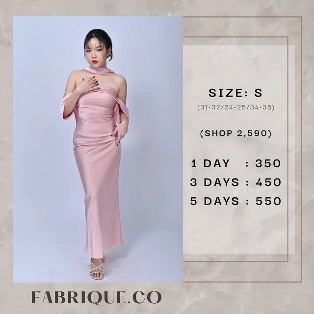 FABRIQUE.CO เดรสยาวคอปีน – Long Halter Neck Dress (Size S)