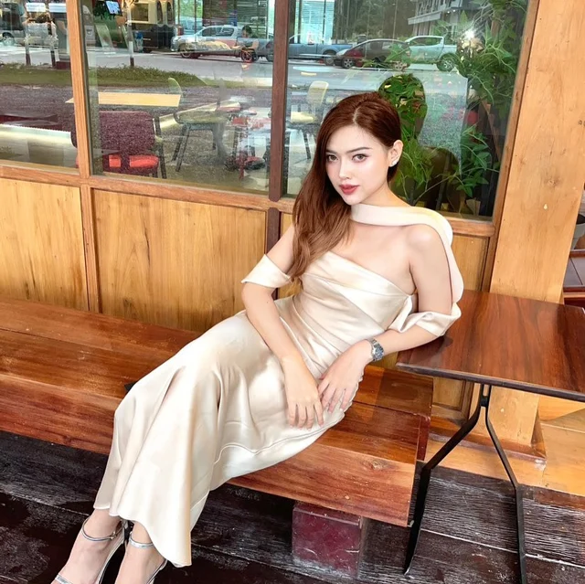 ชุดราตรี Fabrique Co  Scarf Nude  thumbnail 2