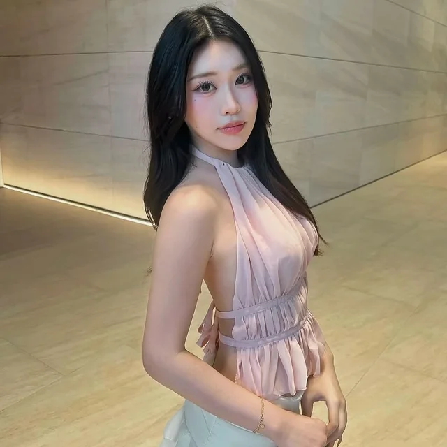 PEACHMILK Peony Set  เสื้อพร้อมกระโปรง  thumbnail 3