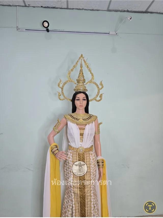 ชุดไทยประยุกต์ thumbnail 3
