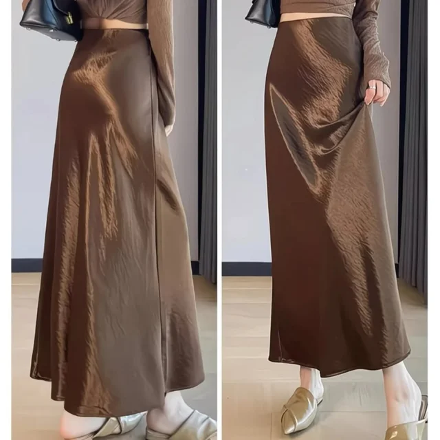 เซ็ตเสื้อสายเดี่ยวกางเกงขายาวสีครีม (alternate)
